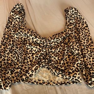 Forever 21 Cheetah Cropped Long Sleeve